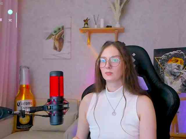 KiraRumGirl webcam