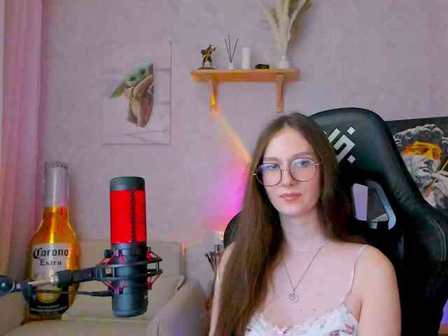 -Lovely Live Webcam on BongaCams