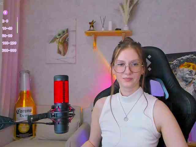 KiraRumGirl webcam