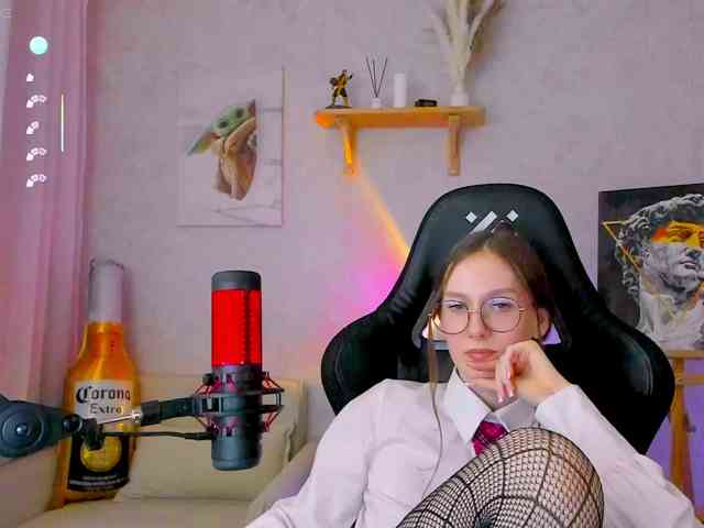 KiraRumGirl