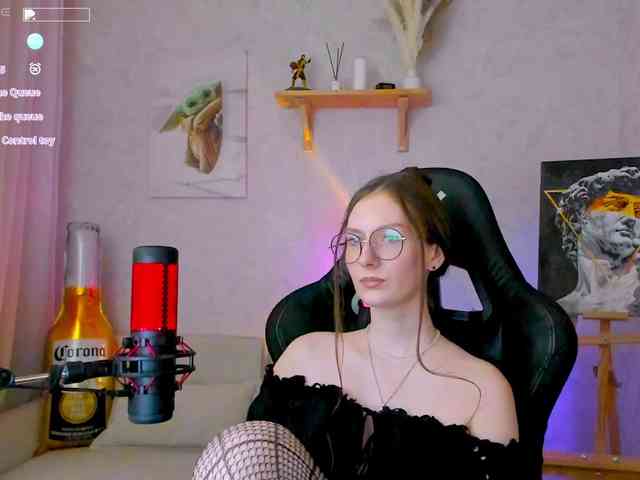 KiraRumGirl webcam