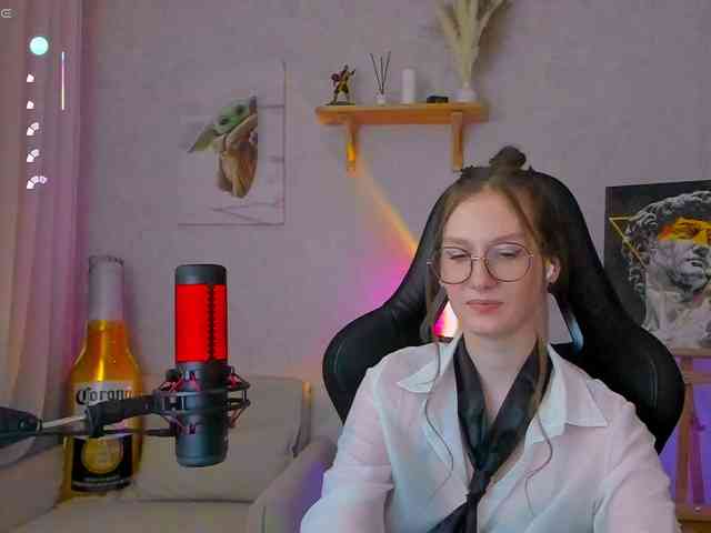 KiraRumGirl webcam