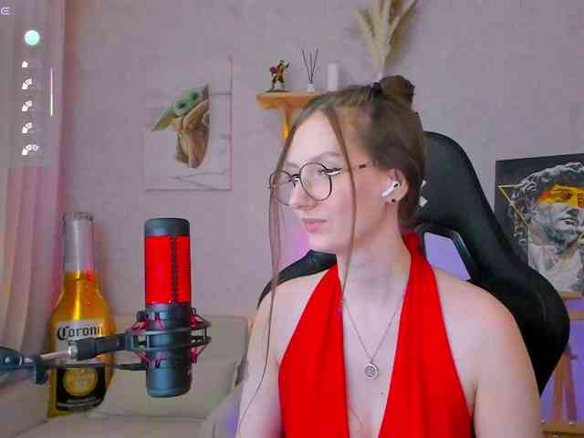 Модель: KiraRumGirl