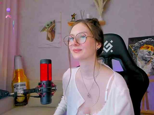 KiraRumGirl