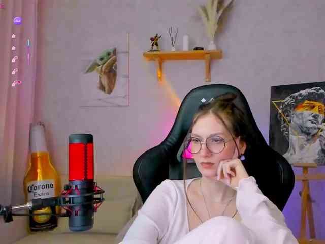 KiraRumGirl