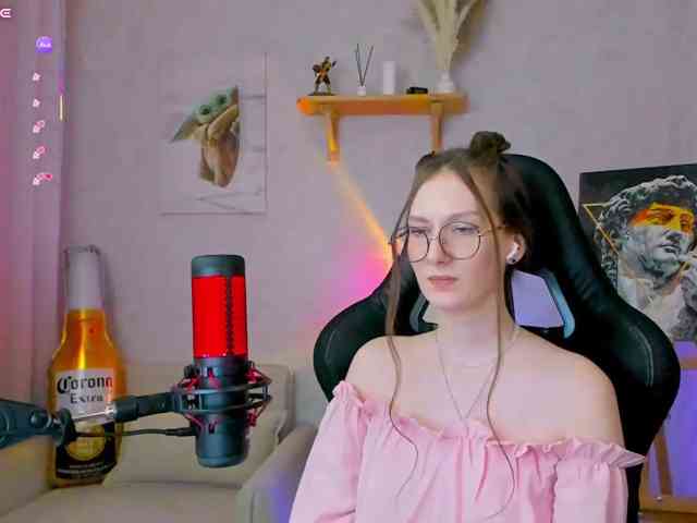 KiraRumGirl