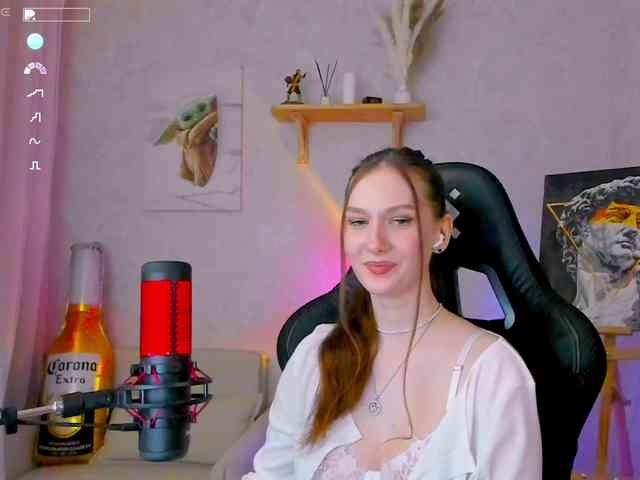 KiraRumGirl webcam