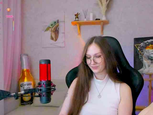 KiraRumGirl webcam