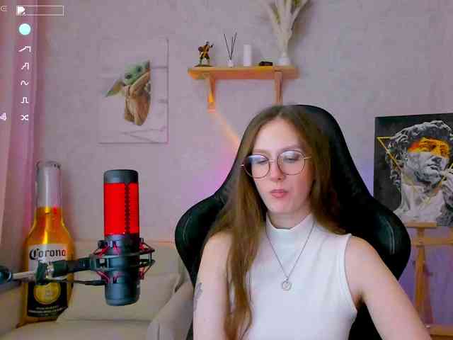 KiraRumGirl webcam