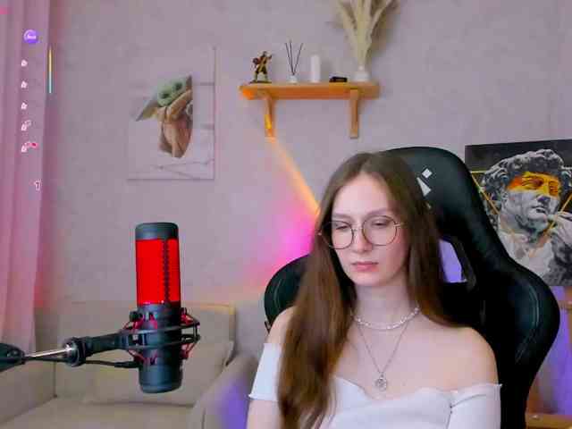 KiraRumGirl