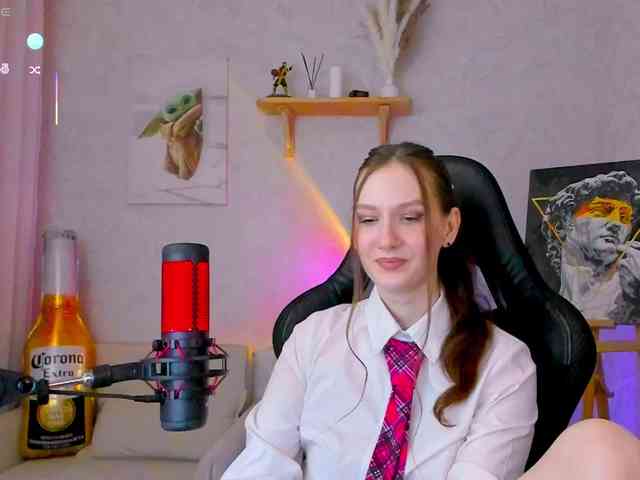 KiraRumGirl webcam