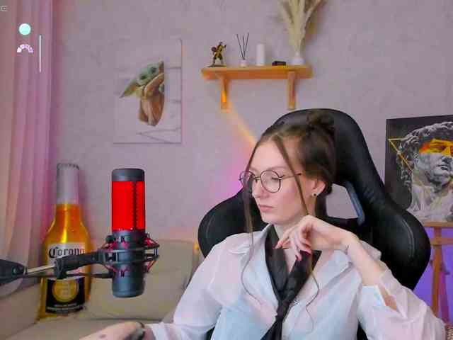 KiraRumGirl webcam