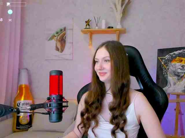 KiraRumGirl webcam