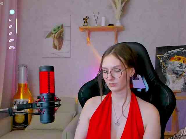 KiraRumGirl webcam