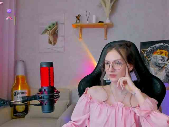 KiraRumGirl