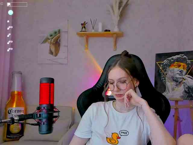 KiraRumGirl