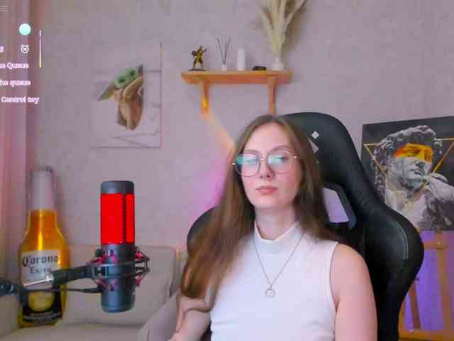 KiraRumGirl webcam