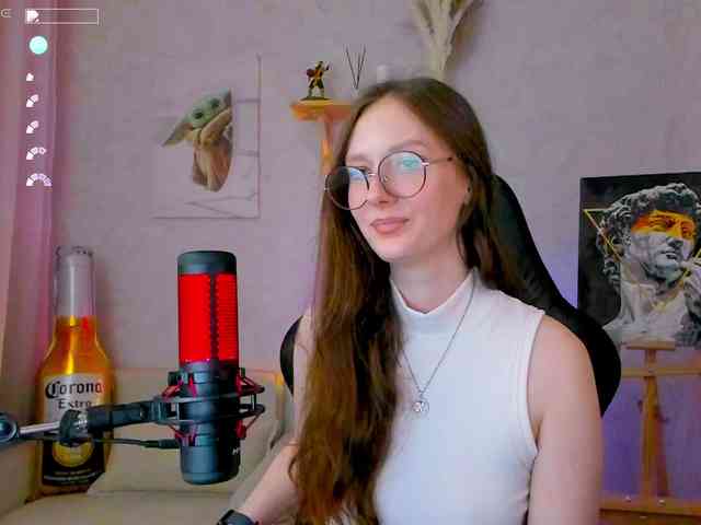 KiraRumGirl webcam