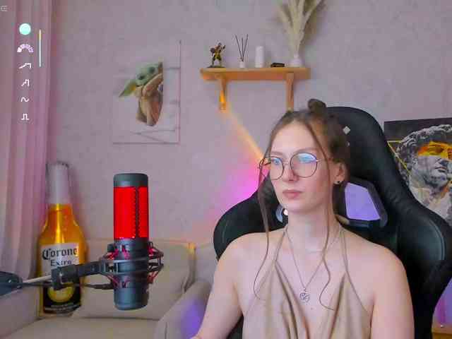 KiraRumGirl
