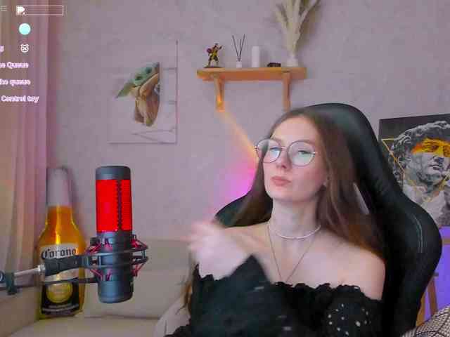 KiraRumGirl webcam