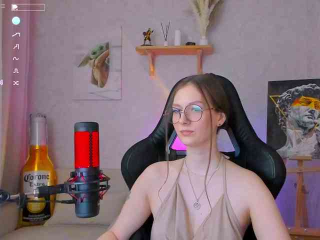 KiraRumGirl