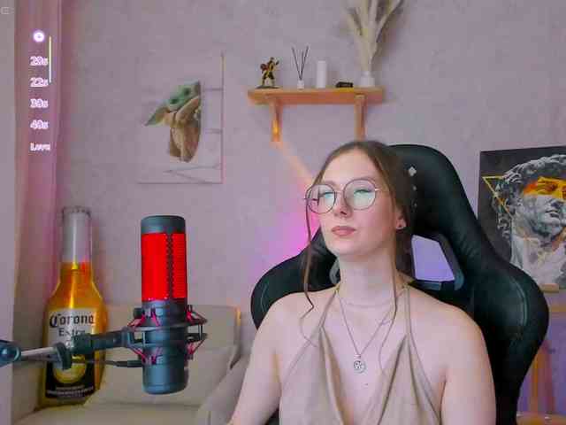 KiraRumGirl webcam