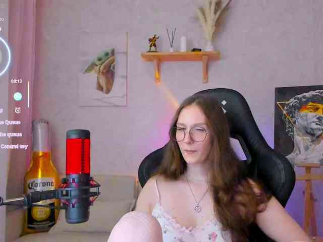 KiraRumGirl webcam