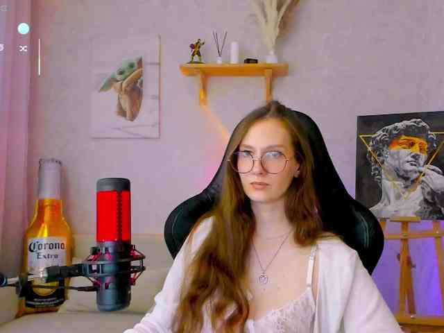 Модель: KiraRumGirl