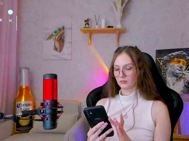 Модель: KiraRumGirl