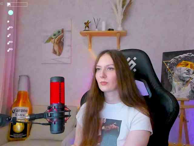 KiraRumGirl webcam