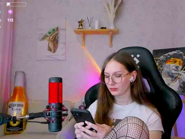 KiraRumGirl webcam