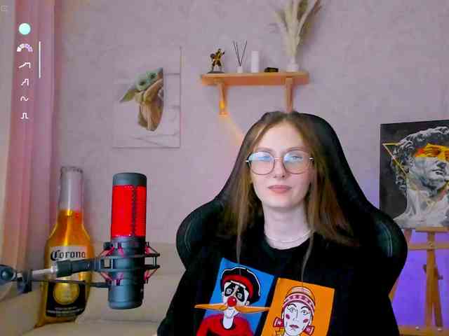 KiraRumGirl webcam
