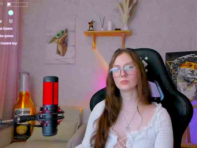 KiraRumGirl webcam