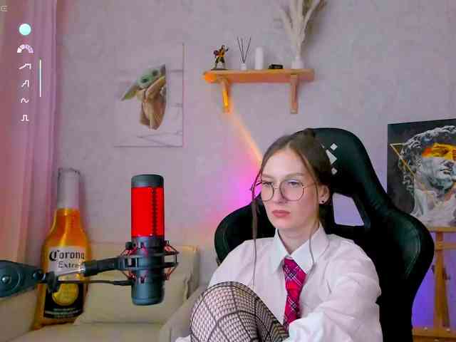 KiraRumGirl