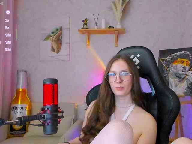 KiraRumGirl webcam