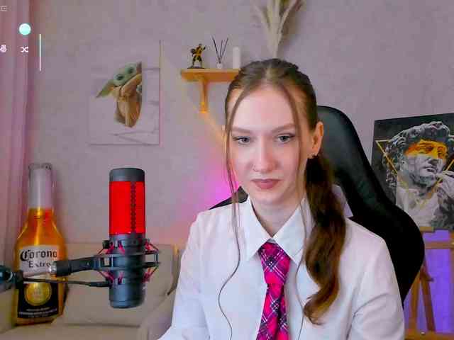 Модель: KiraRumGirl