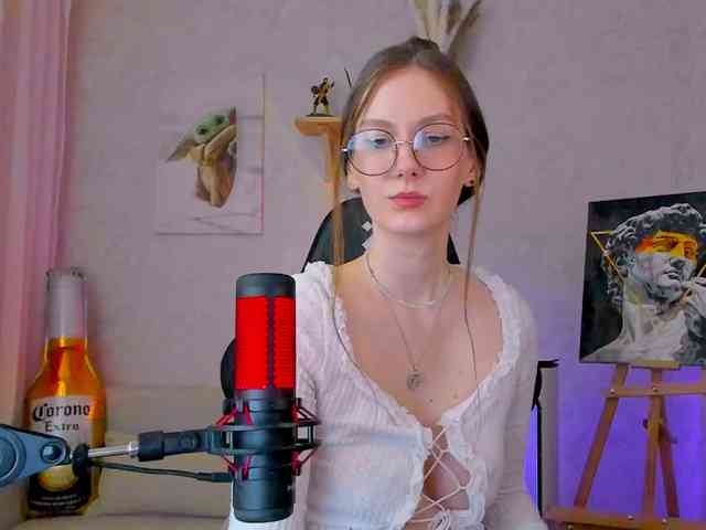 KiraRumGirl