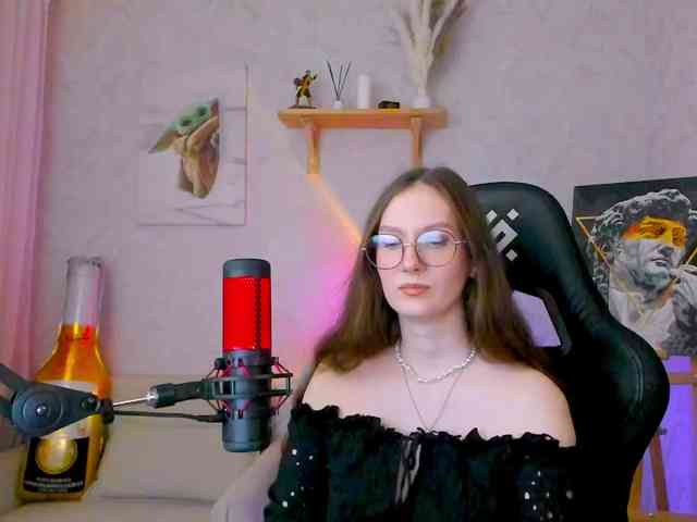 KiraRumGirl