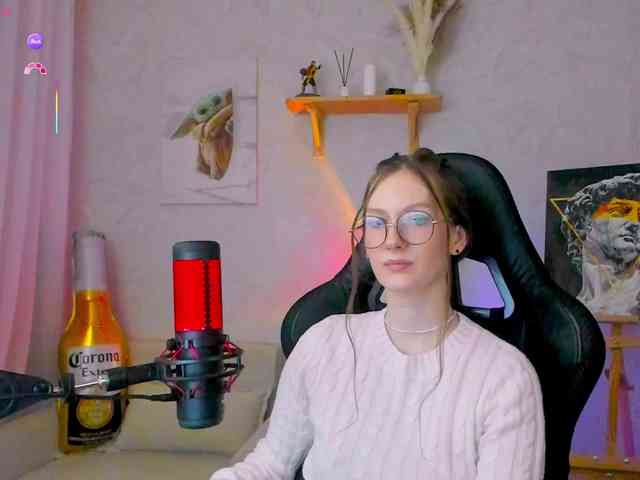 KiraRumGirl