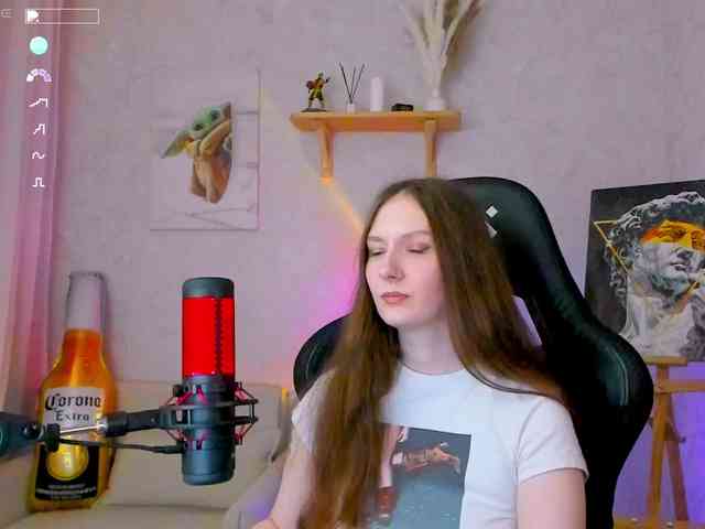 KiraRumGirl webcam