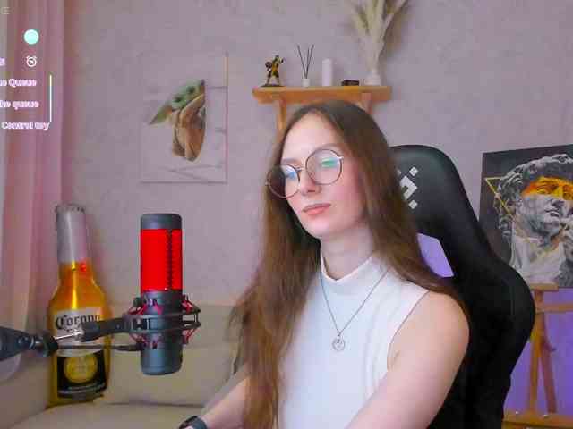 KiraRumGirl webcam