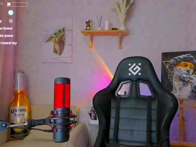 KiraRumGirl webcam