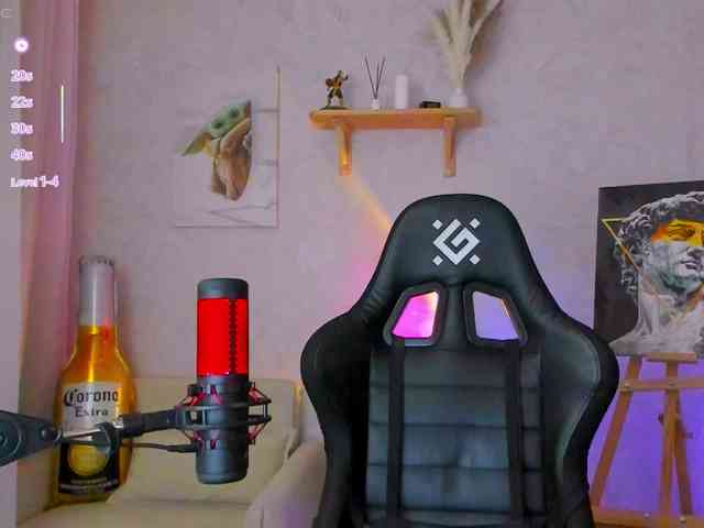 KiraRumGirl webcam