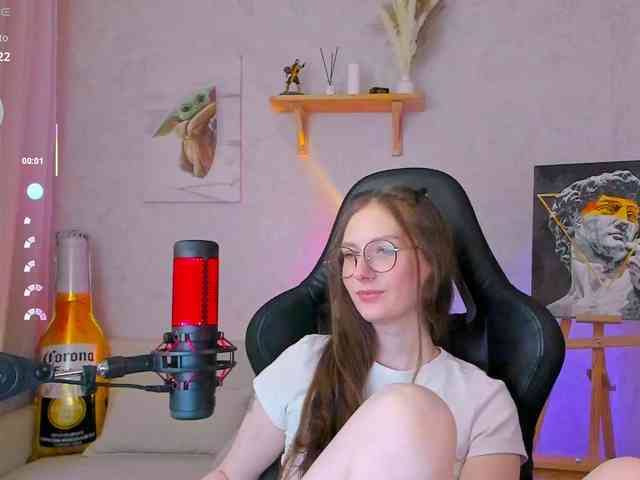 KiraRumGirl webcam