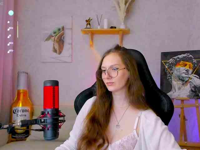 KiraRumGirl webcam