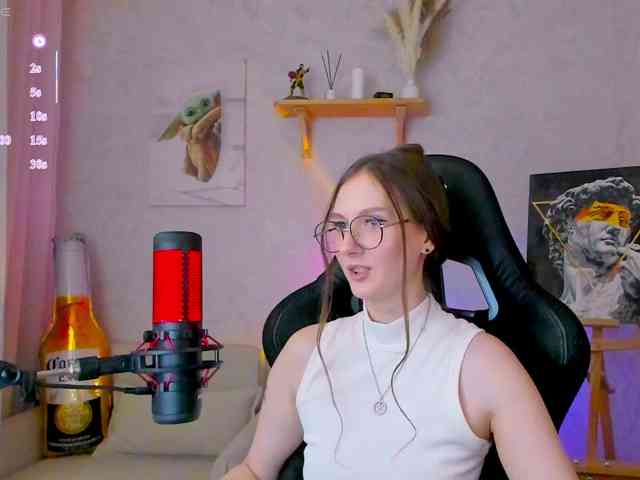 KiraRumGirl webcam