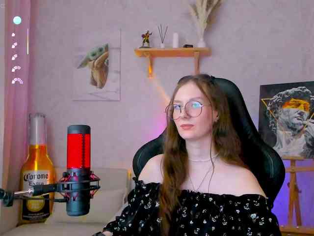 KiraRumGirl webcam