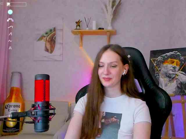 KiraRumGirl webcam