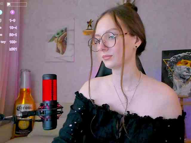 KiraRumGirl webcam