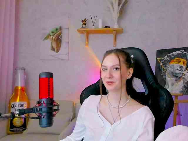 KiraRumGirl